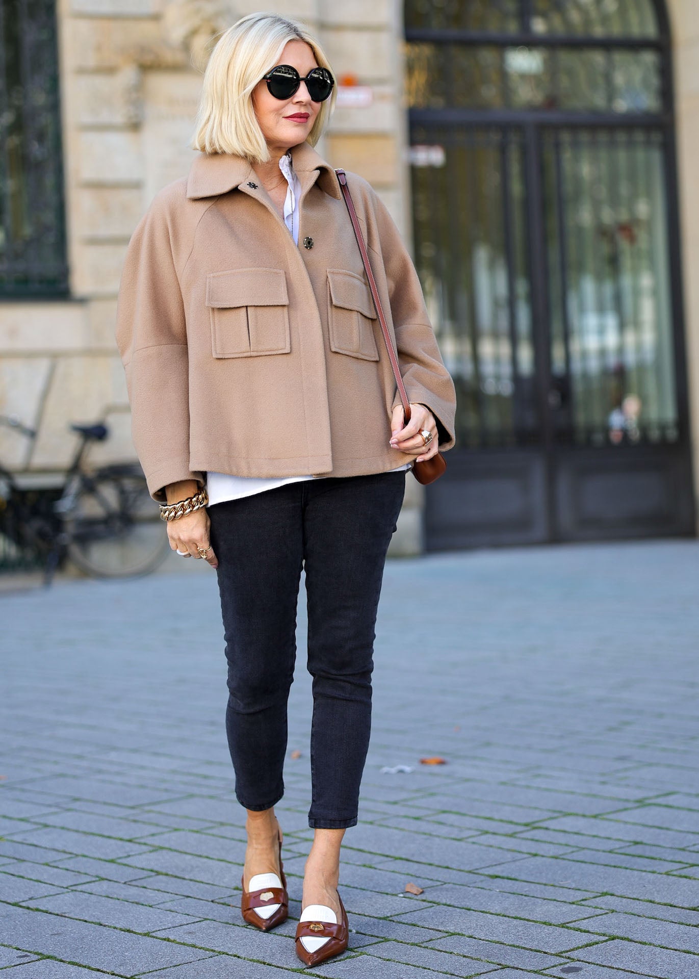 Chaqueta oversize camel