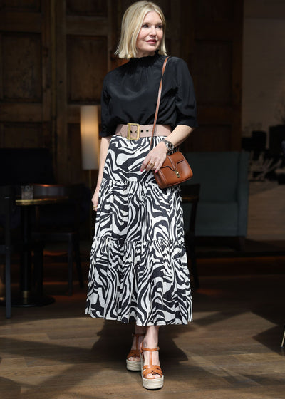 Skirt tiger pattern black