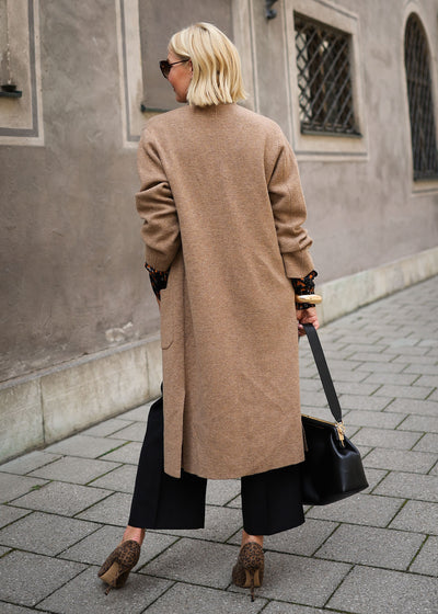 Langer Strickmantel Caramel