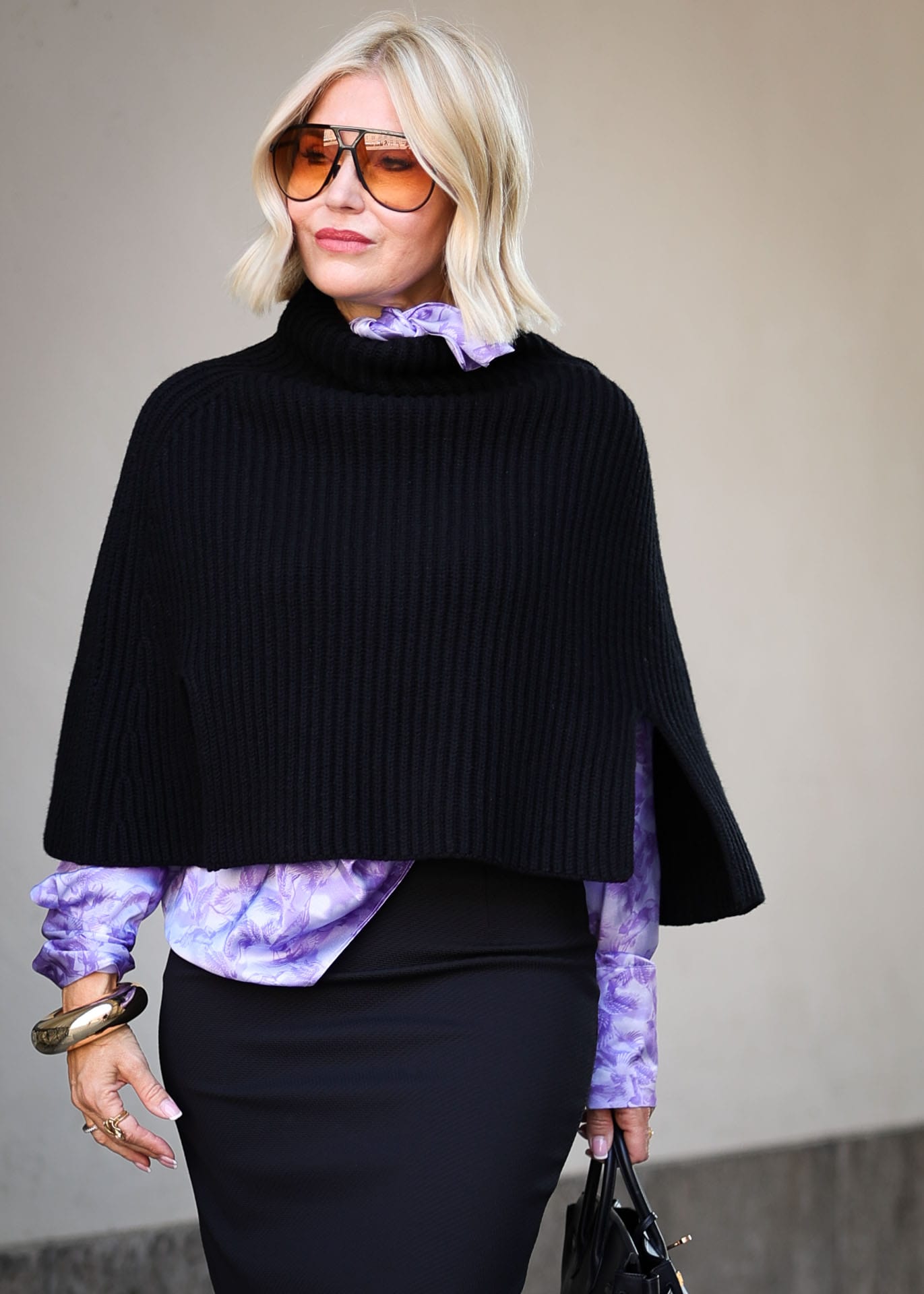 Cropped Poncho Schwarz