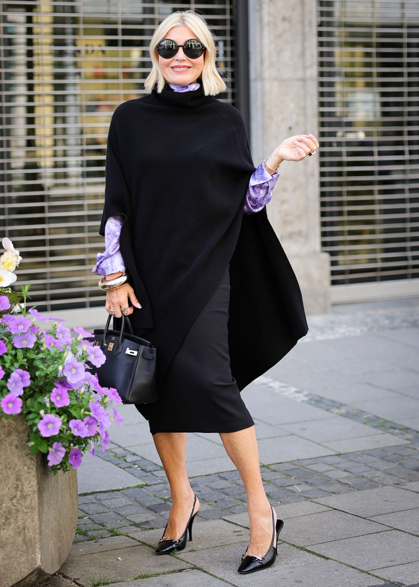 Poncho Long Black