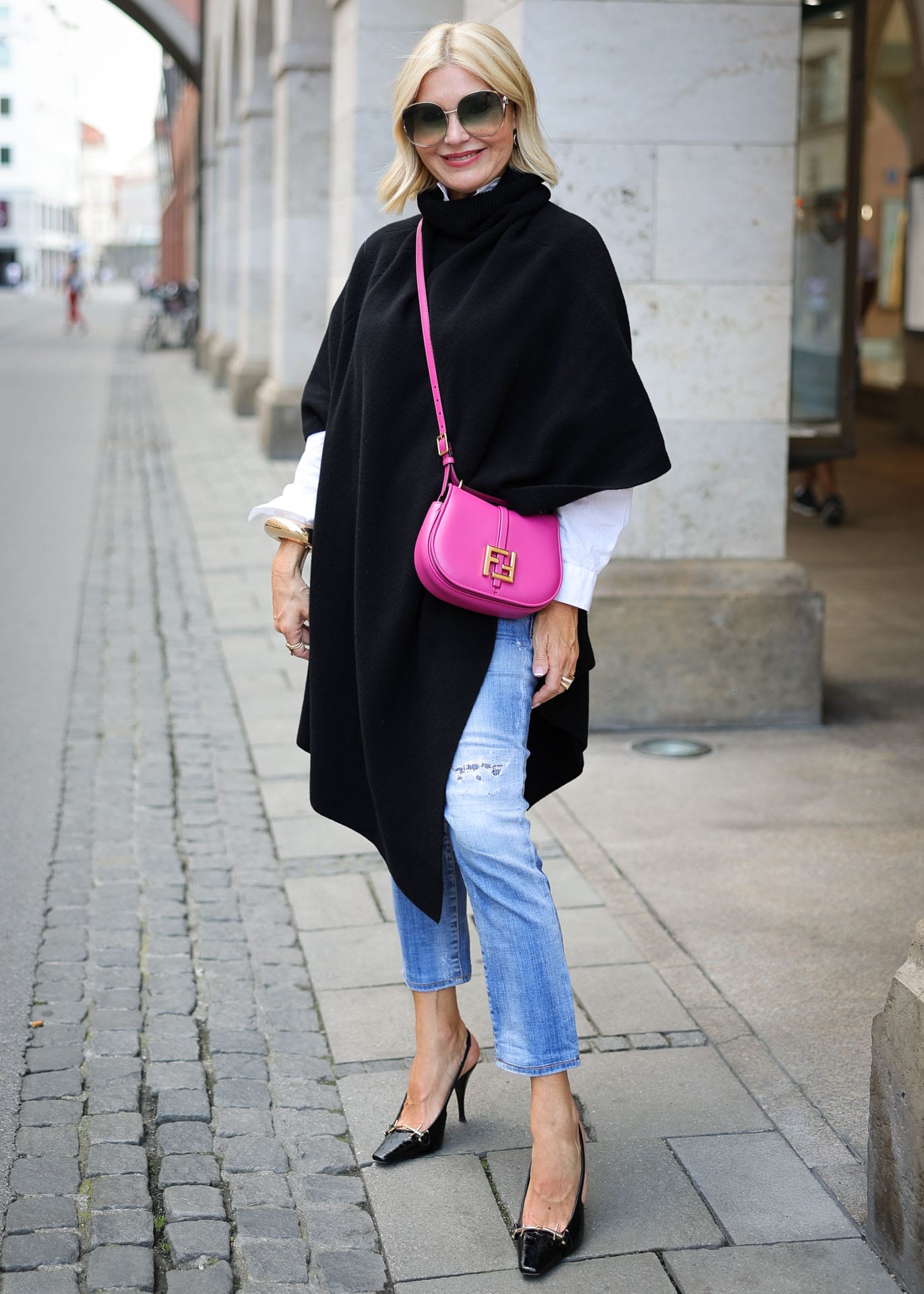 Poncho Long Black
