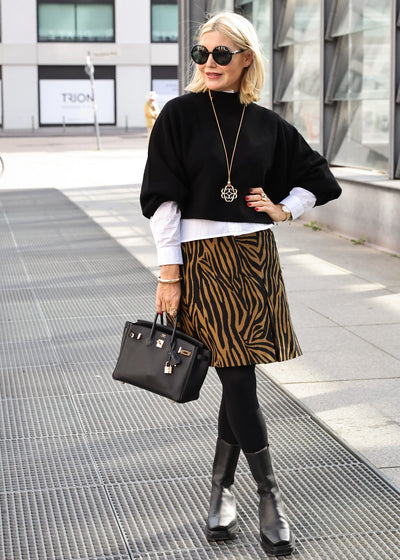 Cropped Turtle Pullover Schwarz
