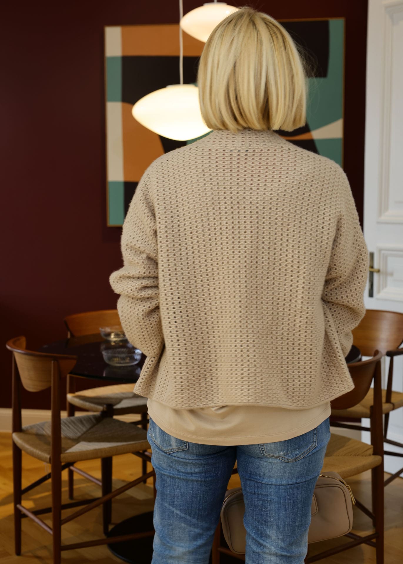 Cashmere cardigan with hole structure