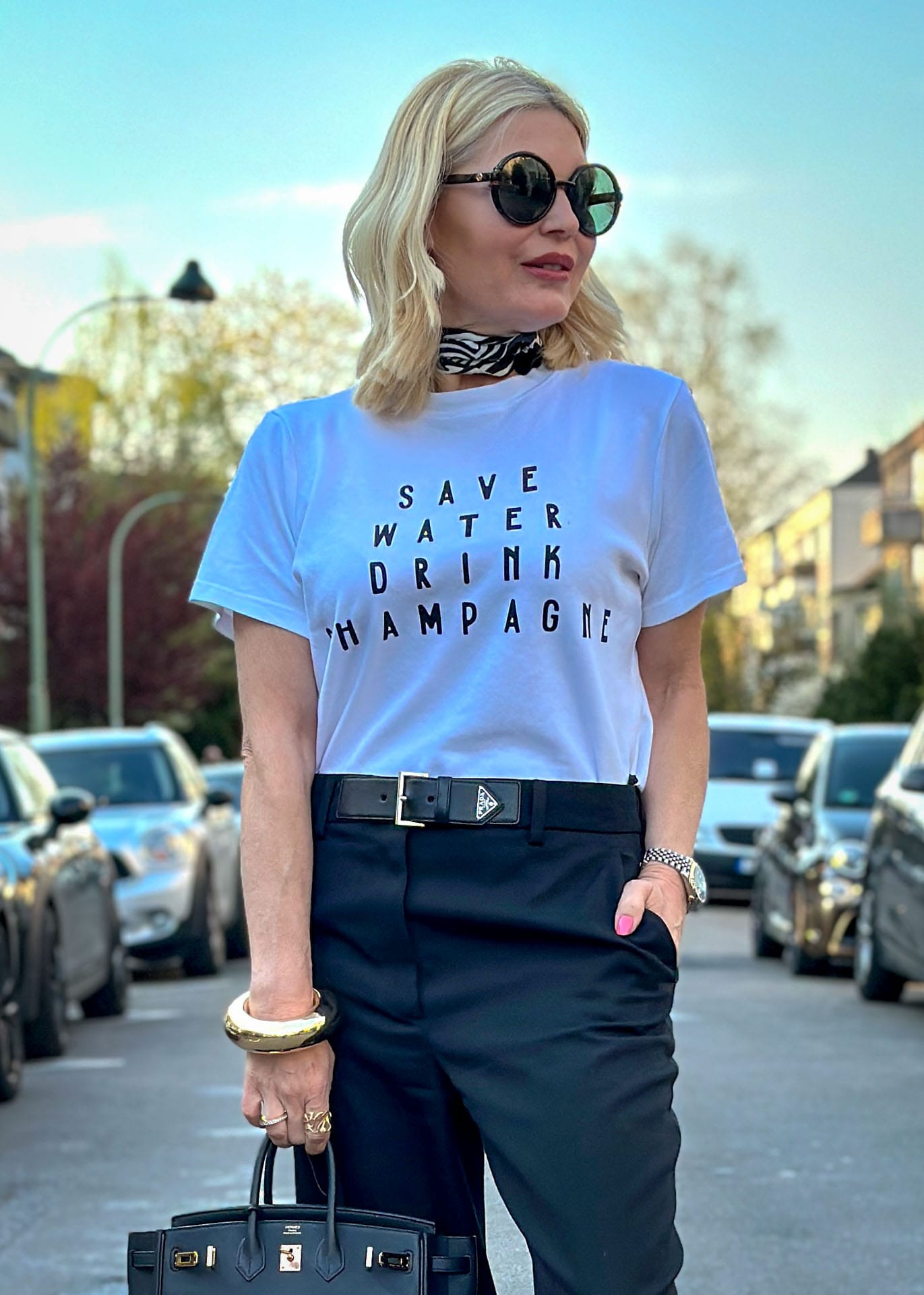 T-shirt Save Water Drink Champagne